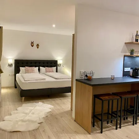Alm Seasons Premium Chalet & Studios Saalbach-Hinterglemm Chambre photo