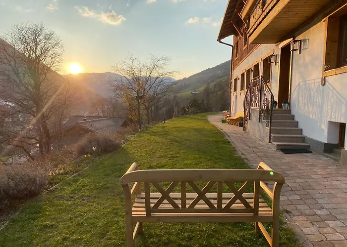 Alm Seasons Premium Chalet & Studios
